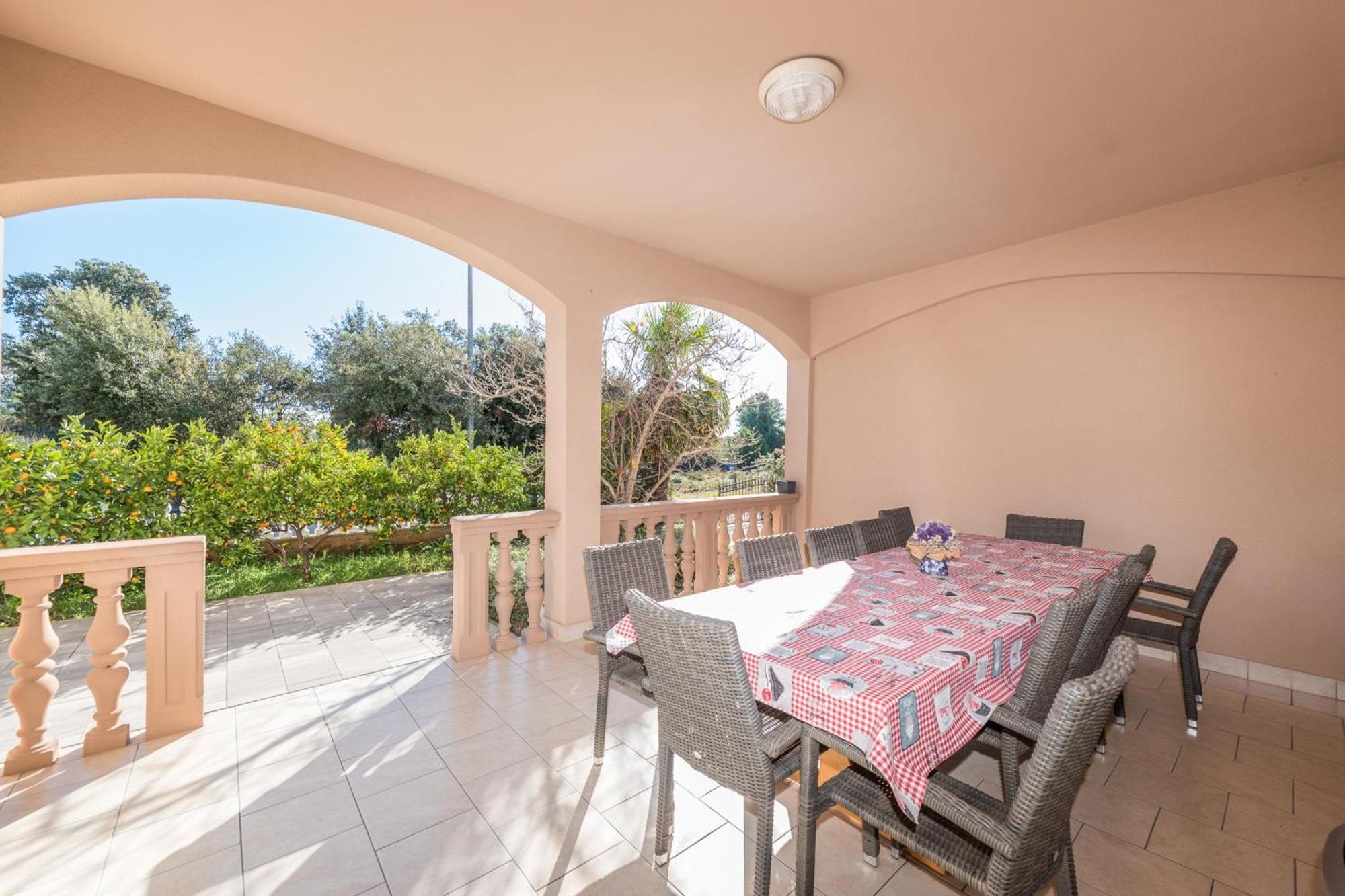 Family Friendly Pool House Ana - Happy Rentals Bibinje Luaran gambar